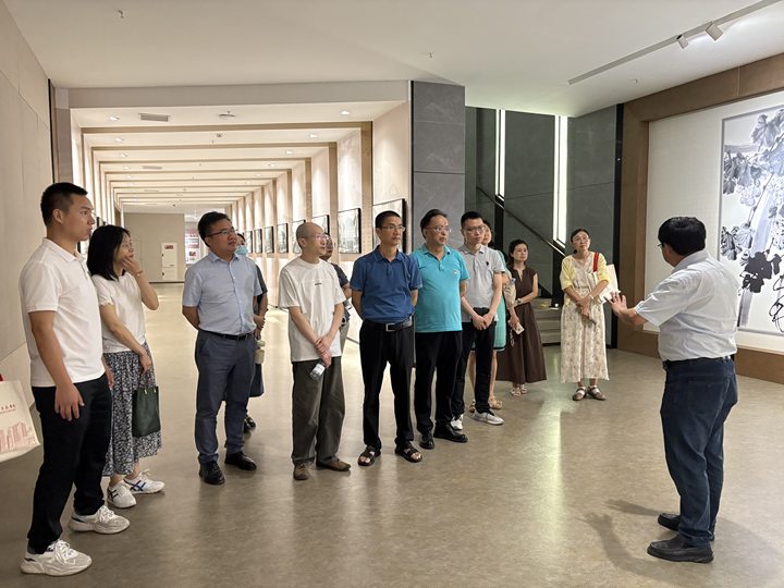 学校第九届教职工排球赛